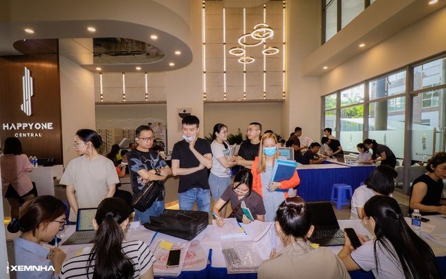 Bàn giao 364 sổ hồng tại 
