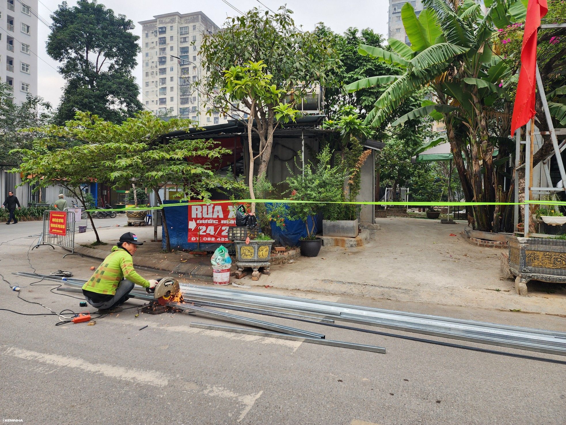 Di dời tài sản tại dự án đất bị lấn chiếm rộng hơn 4.000m2 ở Hoàng Mai - ảnh 2