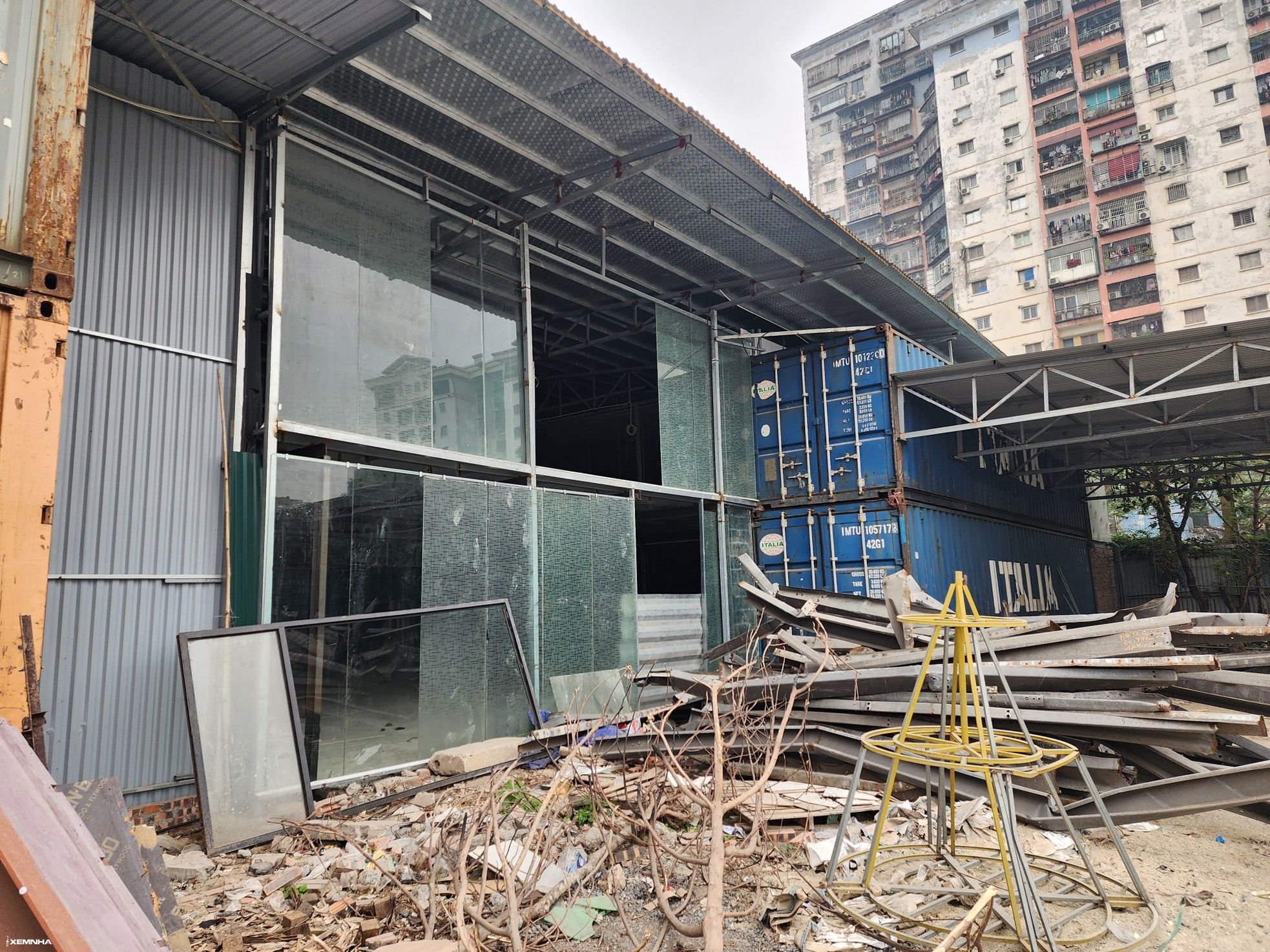 Di dời tài sản tại dự án đất bị lấn chiếm rộng hơn 4.000m2 ở Hoàng Mai - ảnh 3