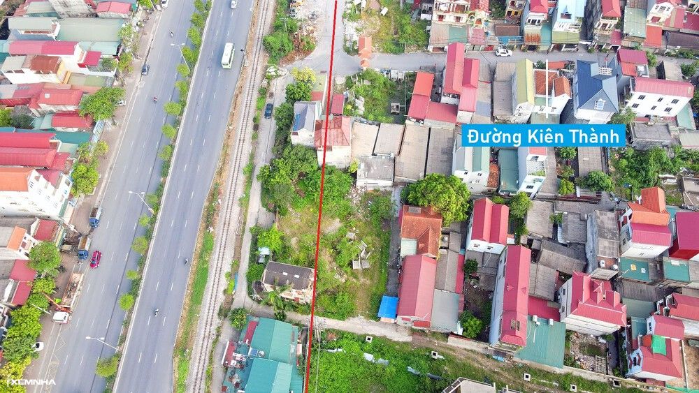 Đường gom từ cầu Thanh Trì đến cầu vượt Phú Thị sau hơn 3 năm thi công - ảnh 12