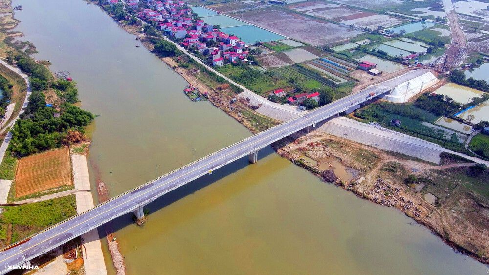 Hình ảnh cầu nối Bắc Ninh - Bắc Giang chờ đường kết nối - ảnh 3