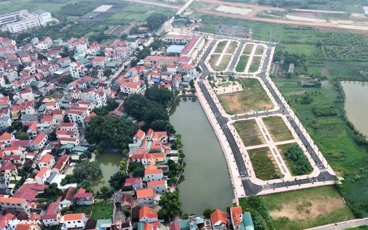 Hôm nay Hoài Đức đấu giá 7 lô đất, khởi điểm cao nhất gần 27 triệu đồng/m2 - ảnh 1