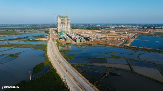 Sắp cất nóc chung cư đầu tiên của đại đô thị Eco Central Park - ảnh 4