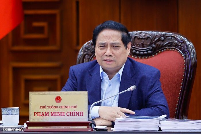 Thủ tướng: Xây dựng hệ thống đường sắt đô thị tại Hà Nội và TPHCM theo hướng hiện đại - ảnh 1