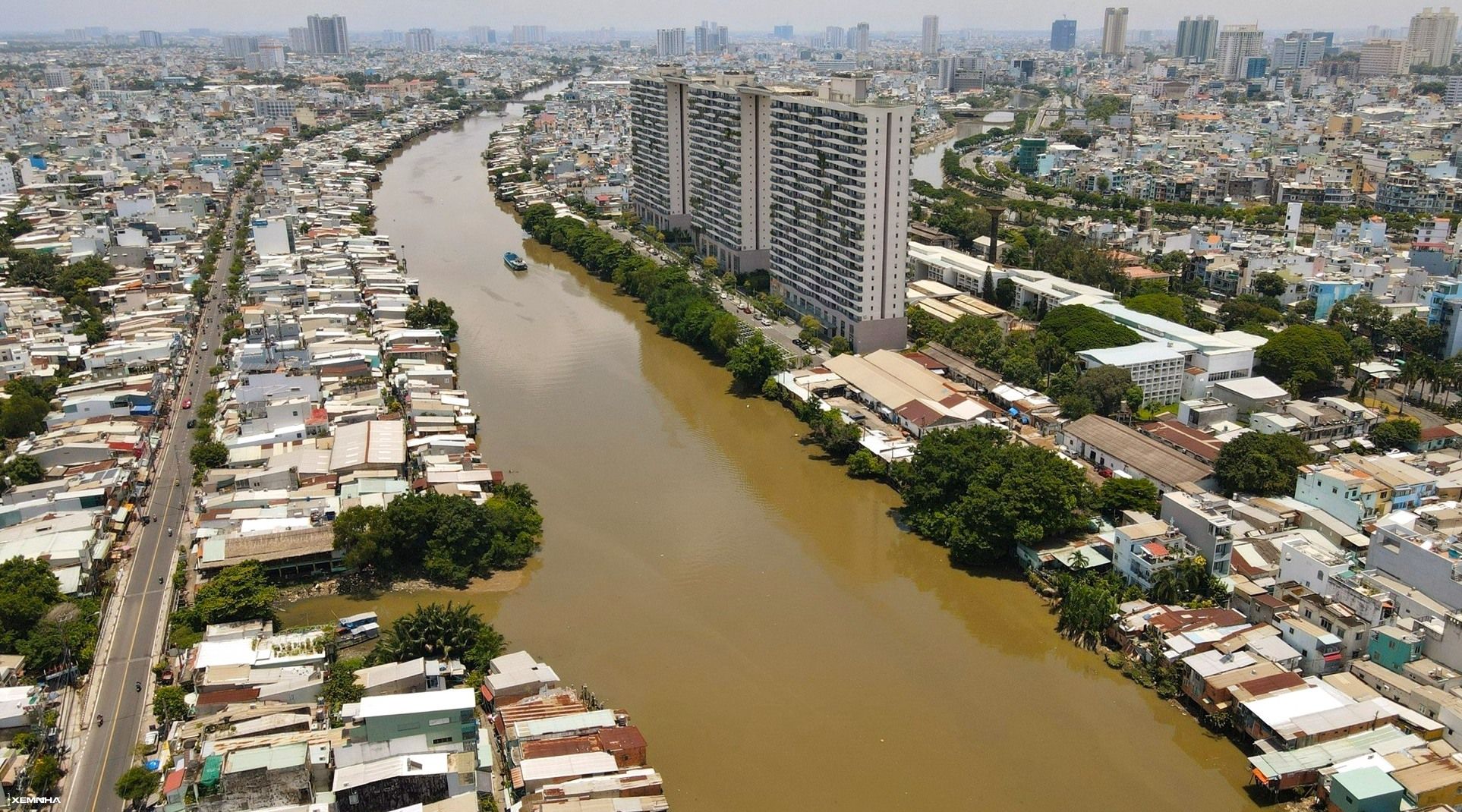 TP HCM: Nhiều nơi thiếu quỹ đất, nhà tái định cư - ảnh 1