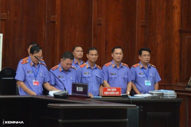 Viện Kiểm sát đề nghị y án tử hình bà Trương Mỹ Lan - ảnh 1
