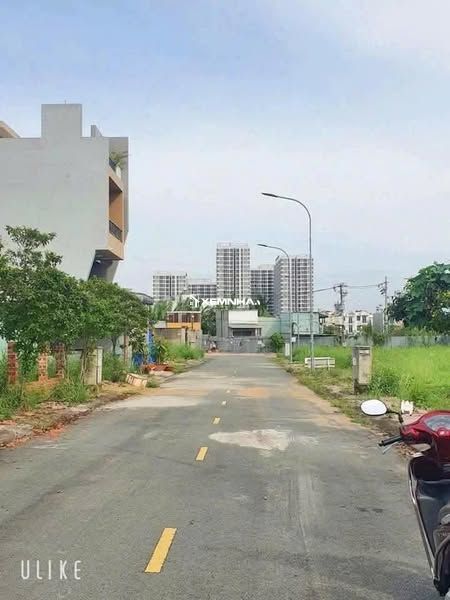Bán trống Long Trường Thủ Đức DT 109m2 giá 4,5 tỷ