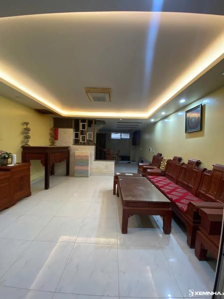 Cho thuê nhà nguyên căn Âu Cơ Tây Hồ DT 80m2 giá 10 triệu / tháng