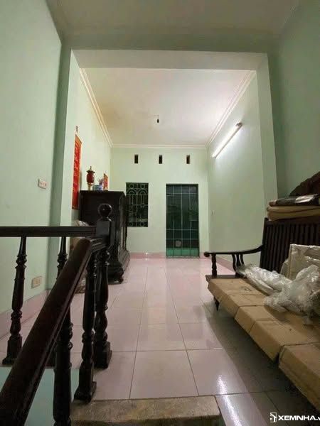 Cho thuê nhà nguyên căn Cầu Dền Hai Bà Trưng DT 35m2 giá 9 triệu / tháng