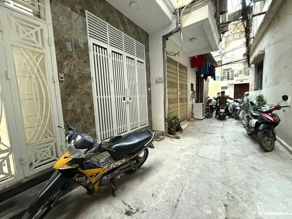 Bán nhà 3 tầng Kim Mã Ba Đình DT 36m2 giá 7,5 tỷ