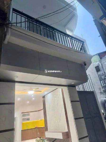 Bán nhà 4 tầng Trần Khát Chân Hai Bà Trưng DT 40m2 giá 6,x tỷ