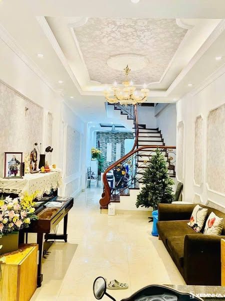 Cho thuê nhà 4 tầng Đình Thôn Nam Từ Liêm DT 52 giá 18 triệu / tháng