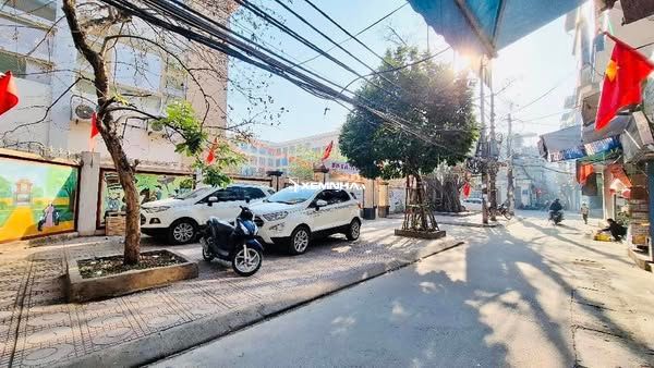 Bán trống Hồng Mai Hai Bà Trưng DT 38m2 giá 8.3 tỷ
