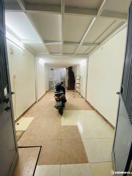 Cho thuê nhà 4 tầng Tạ Quang Bửu Hai Bà Trưng DT 28m2 giá 8 triệu / tháng