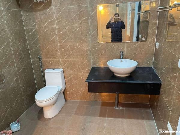 Cho thuê nhà 4 tầng Định Công Thượng Hoàng Mai DT 30m2 giá 6 triệu / tháng