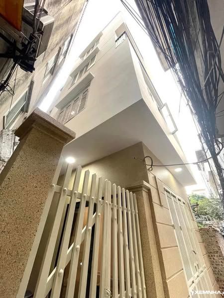 Bán nhà 5 tầng Hoàng Hoa Thám Ba Đình DT 52m² giá 12 tỷ