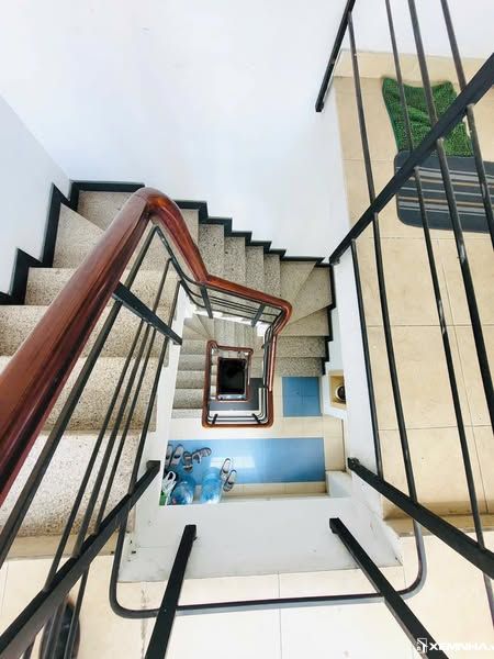 Bán nhà 5 tầng Trần Não Thủ Đức DT 71.6 giá 10,5 tỷ