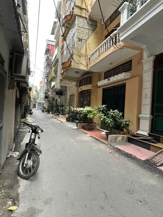 Cho thuê nhà 5 tầng Phương Mai Đống Đa DT 45m2 giá 25 triệu / tháng