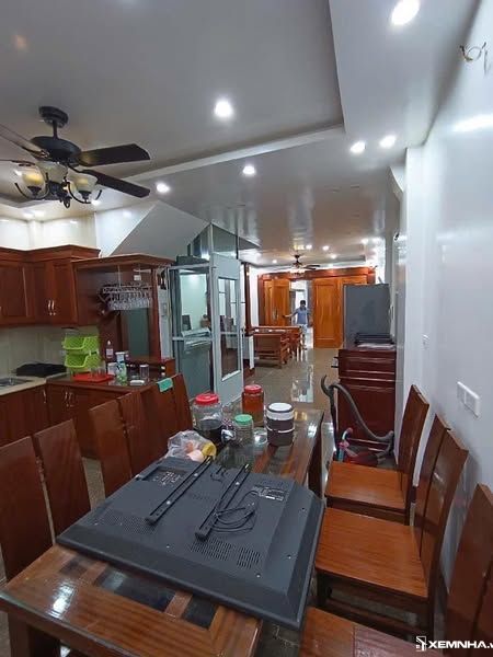 Bán nhà 6 tầng Nghĩa Đô Cầu Giấy DT 44 giá 12,5 tỷ