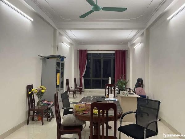 Cho thuê nhà liền kề La Dương Hà Đông DT 55m2 giá 6 triệu / tháng