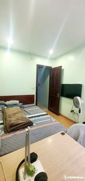 Bán trống Trần Quốc Vượng Cầu Giấy DT 30m2 giá 5,5 tỷ