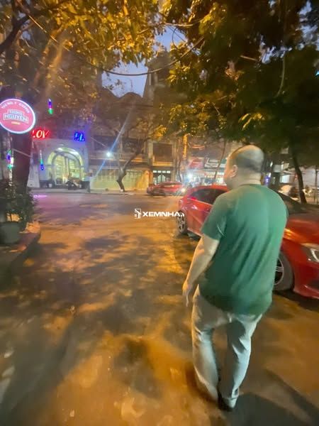Cho thuê nhà 3 tầng Đền Lừ Hoàng Mai DT 45 giá 12 triệu / tháng