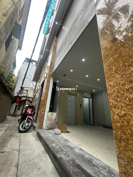 Bán nhà 6 tầng Mễ Trì Hạ Cầu Giấy DT 40m2 giá 8 tỷ