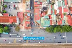 Hình ảnh đường Nguyễn Tuân đang thu hồi đất để mở rộng lên 21 m